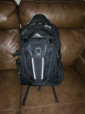 High Sierra backpack office, travel laptop accessories backpack. Mint condition.